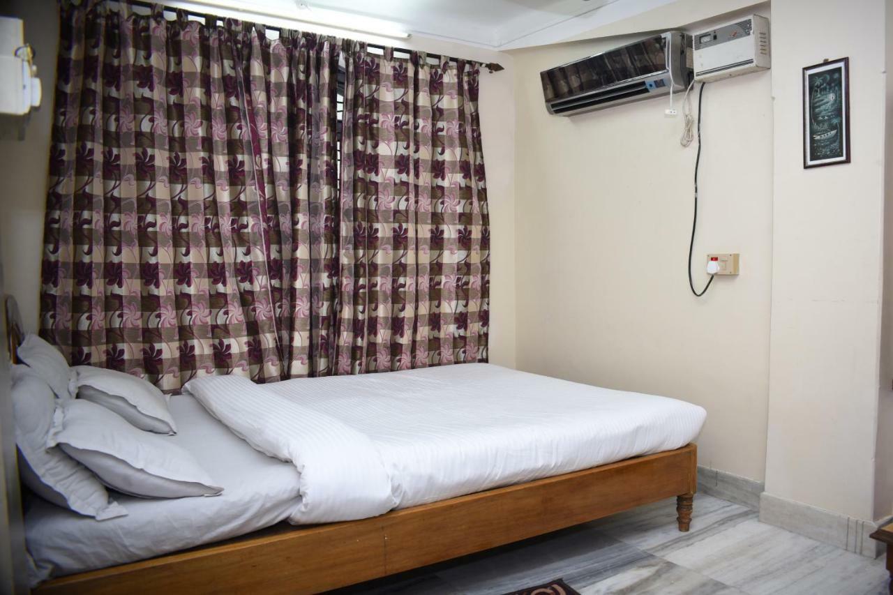 Spot On 37646 Hotel Centre Palace Silchar Exterior foto
